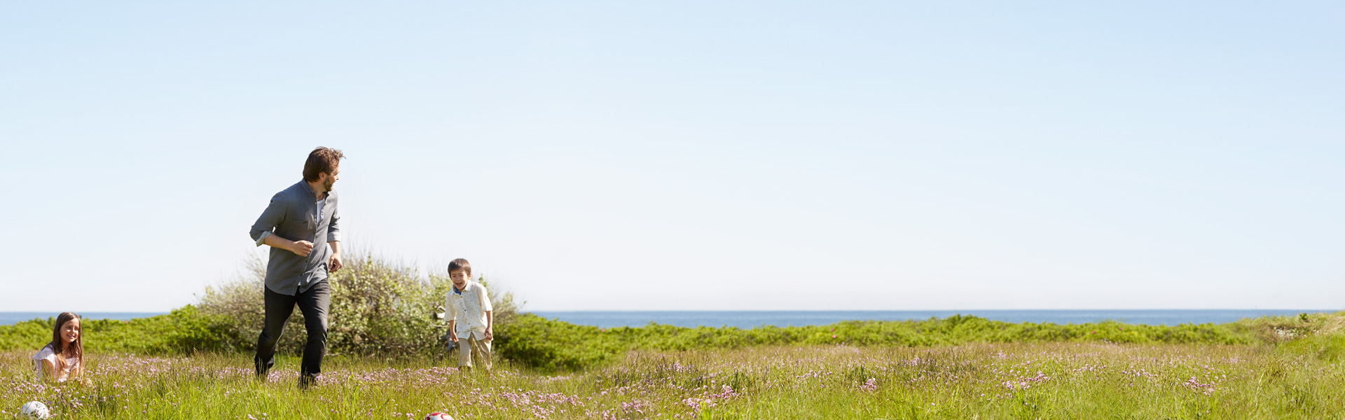 Do you have any questions, comments or suggestions to pass on to Oticon Medical? Do not hesitate to contact us for further information or help.